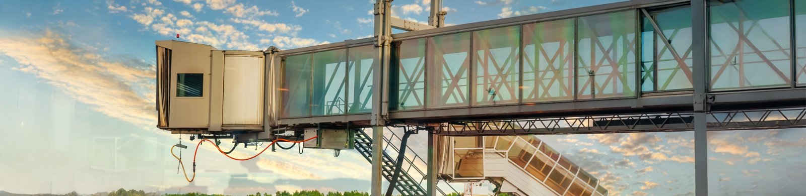 Jet-bridges-articles.png Jet-bridges-articles.png